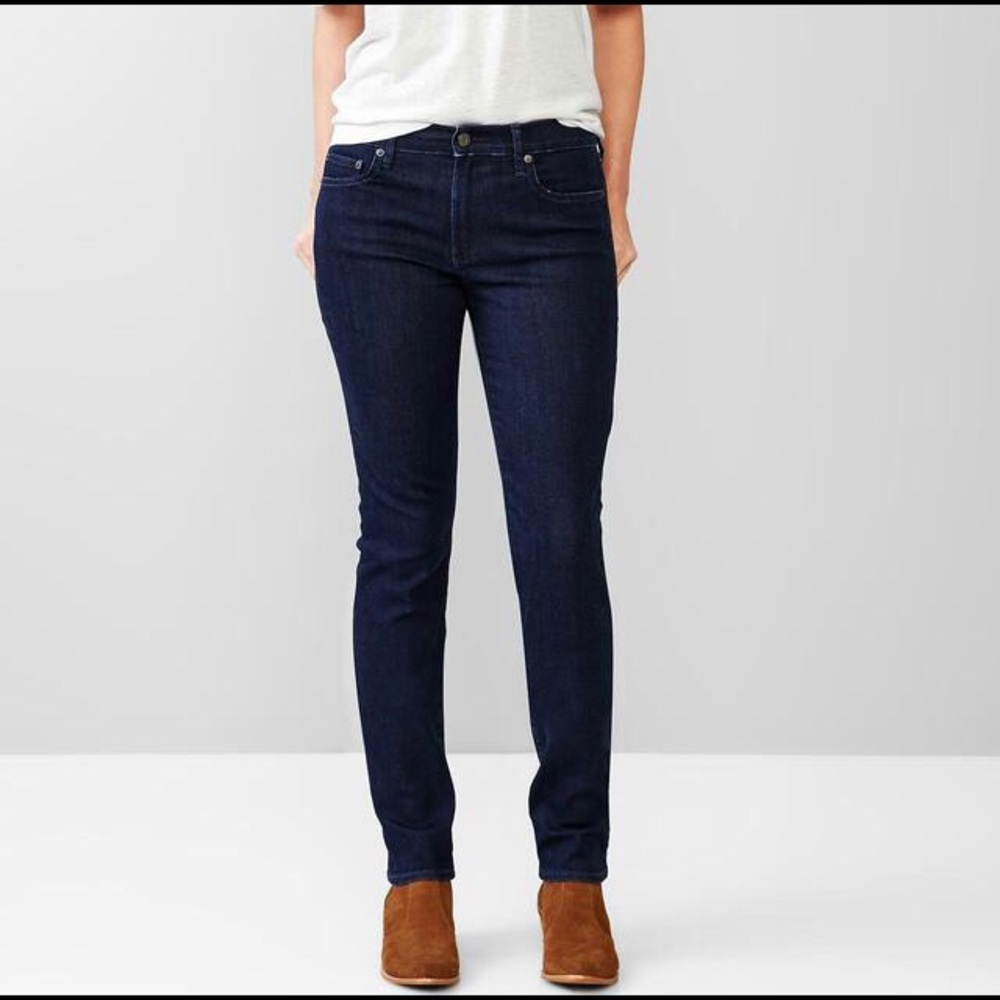 Gap Slim Straight Resolution Jeans